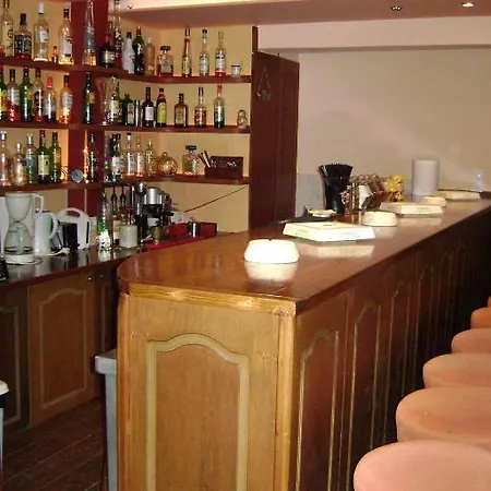 Philoxenia By Kyriakakou Aparthotel Agia Marina (Aegina)