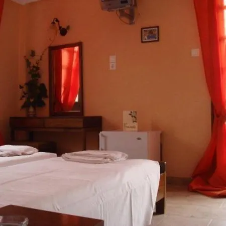 Philoxenia By Kyriakakou 3* Agia Marina (Aegina)